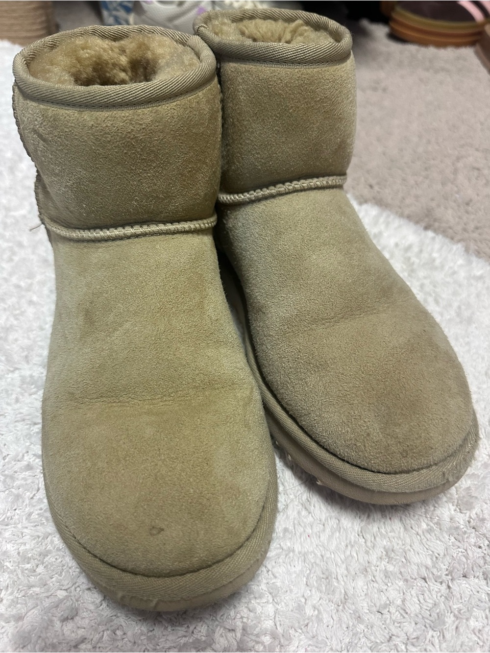 UGG Classic Short Suede Ankle Boots in Tan